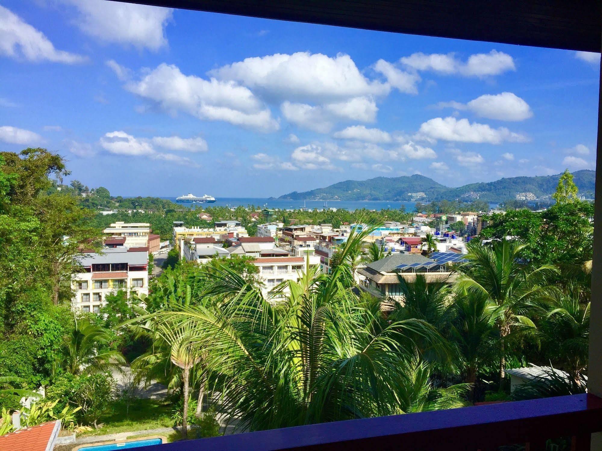 Sea Hills Resort Patong Exterior photo
